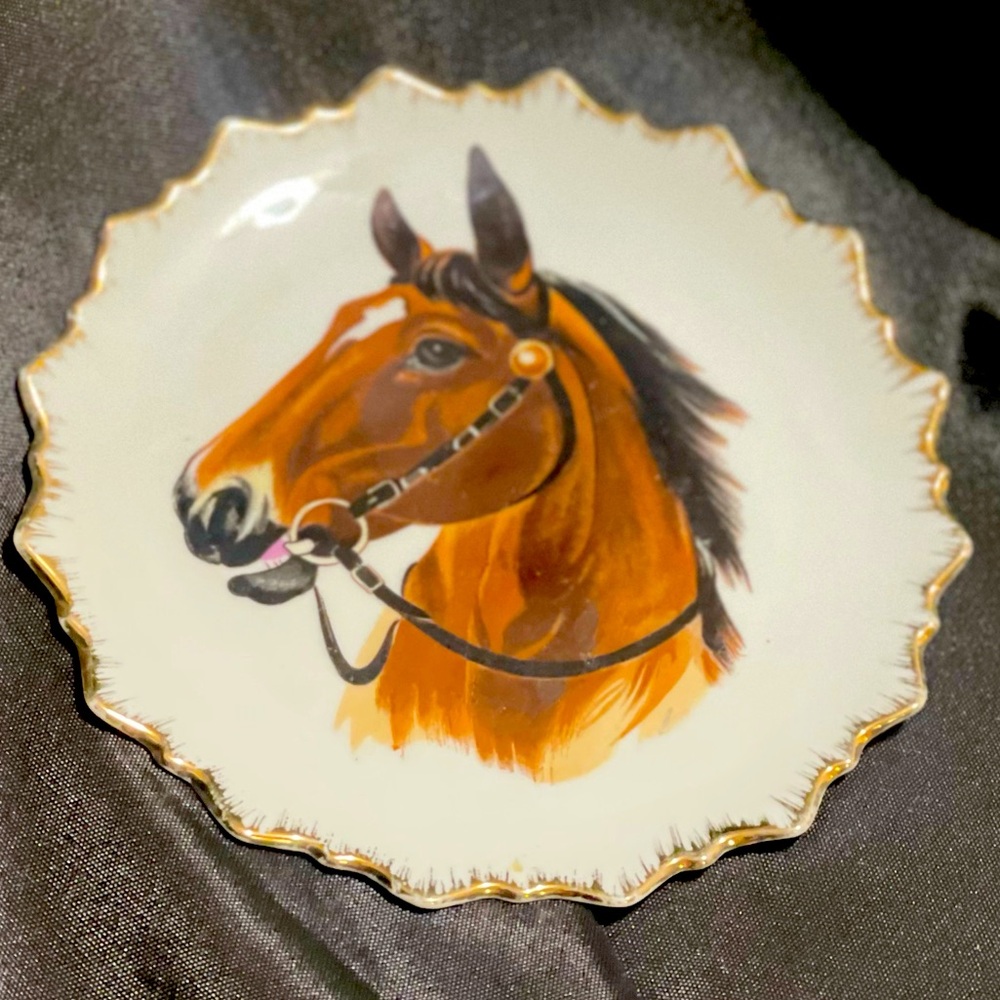 Vintage Original Arrow Horse Head Wall Plate Hand Painted Gold Western - JAPAN